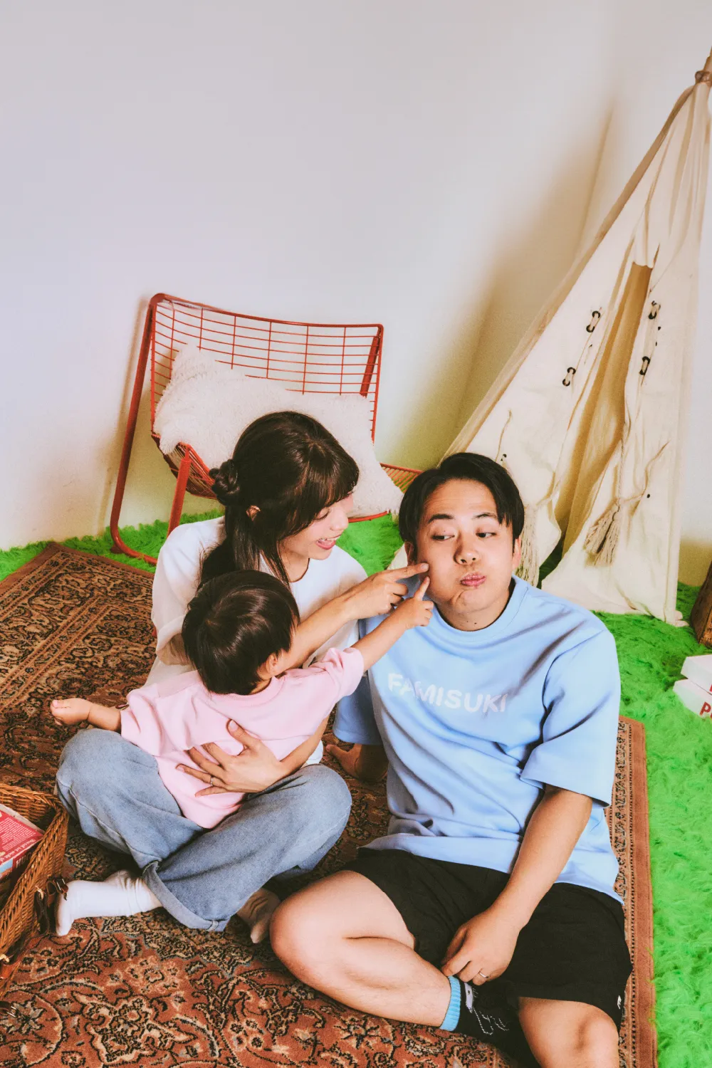 BASIC CREW NECK TEE